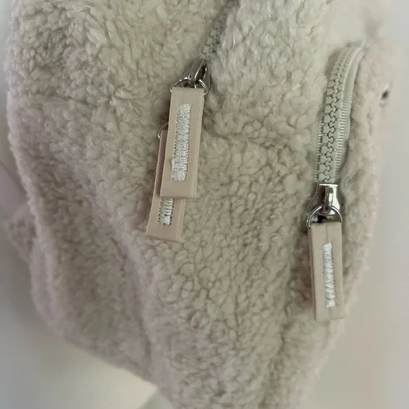 Wilo The Label Sherpa Backpack in Cream New Ready for Gifting - Picture 4 of 10